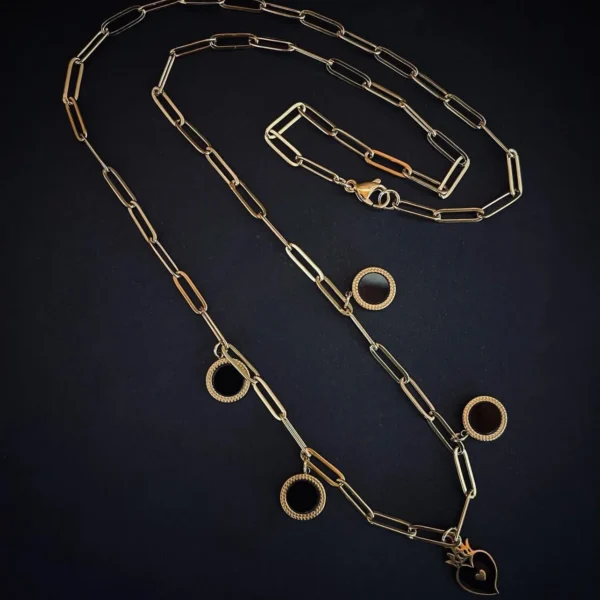 Collana maglia larga black & gold con sacro cuore
